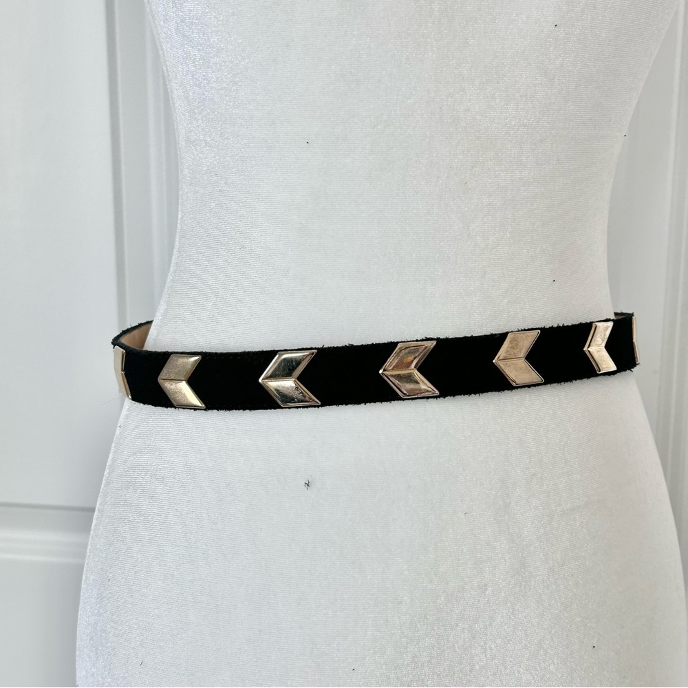 Banana Republic Black Suede Gold Tone Arrow Chevron Belt Small Italian Leather - Picture 4 of 15